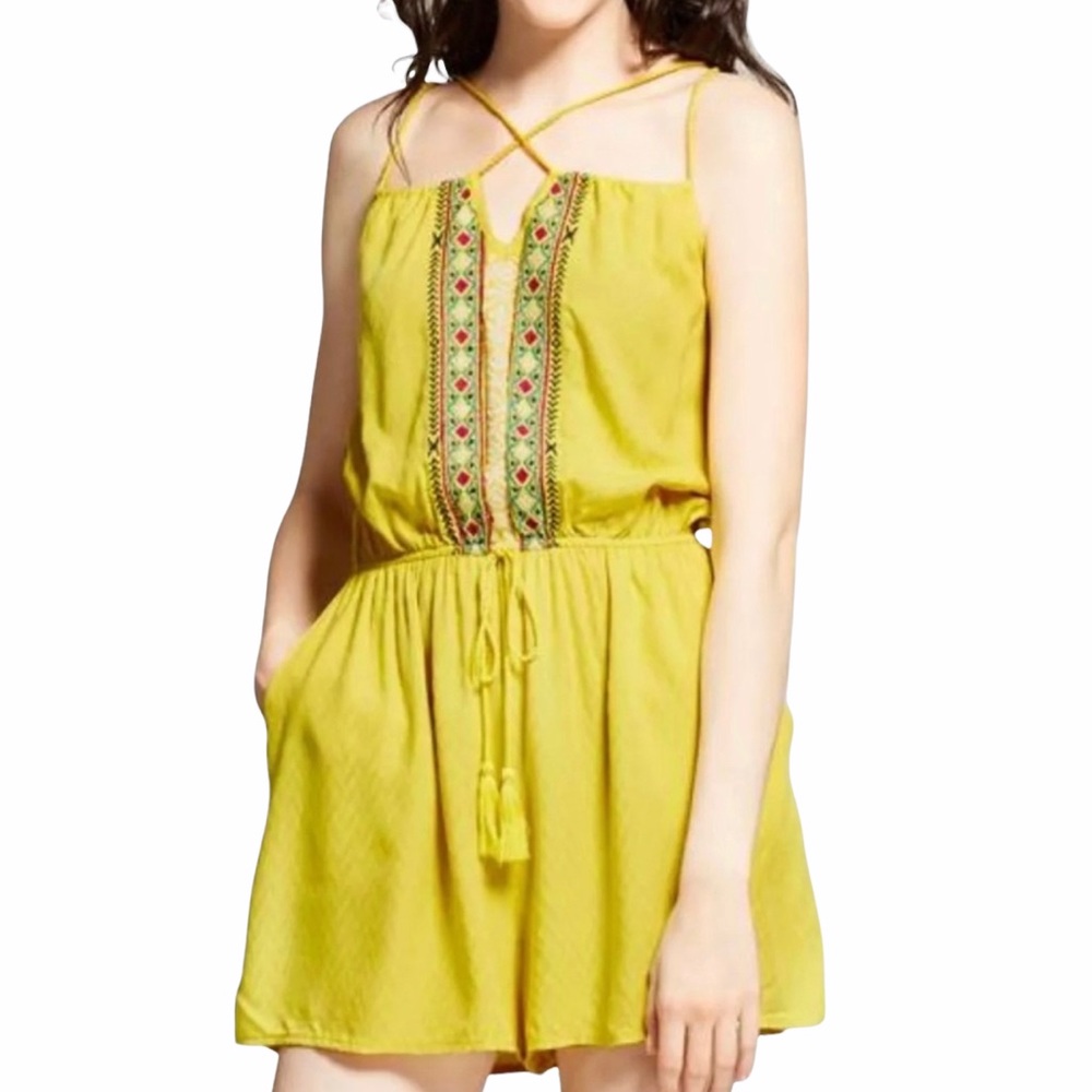 💛Chevron & Citrus Strappy Embroidered Romper NEW💛